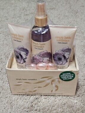 New! Simply Basic Romantics 7 Piece Bath & Body Gift Set Cherry Blossom 🌸